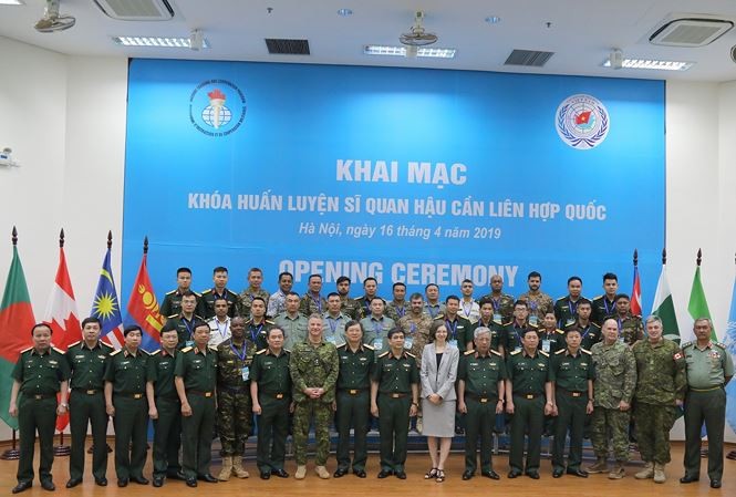  Khai mạc Khóa huấn luyện Sĩ quan Hậu cần Liên hợp quốc tại Việt Nam - ảnh 1