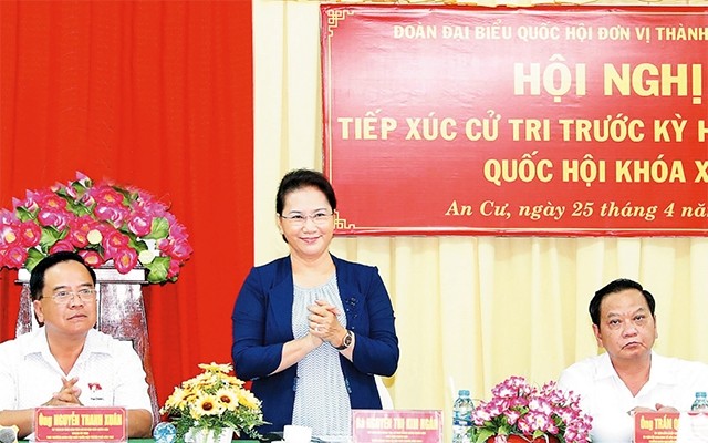 Chủ tịch Quốc hội Nguyễn Thị Kim Ngân tiếp xúc cử tri tại huyện Phong Điền, Thành phố Cần Thơ - ảnh 1