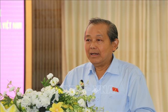 Phó Thủ tướng Thường trực Chính phủ Trương Hòa Bình tiếp xúc cử tri tại Long An - ảnh 1