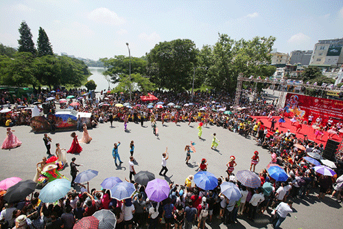 Nhiều hoạt động kỷ niệm 20 năm Hà Nội được UNESCO vinh danh “Thành phố vì hòa bình” - ảnh 1