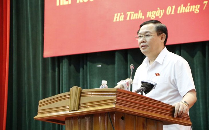 Phó Thủ tướng Chính phủ Vương Đình Huệ tiếp xúc cử tri tỉnh Hà Tĩnh - ảnh 1