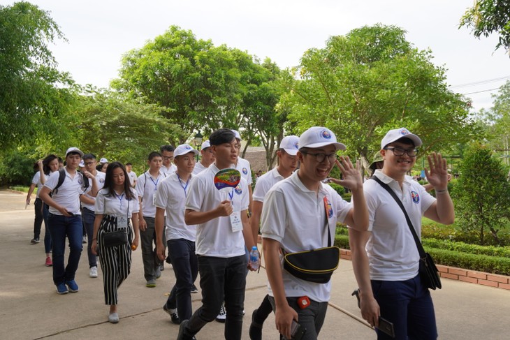 Trại hè Việt Nam 2019: Thanh thiếu niên kiều bào về thăm quê Bác - ảnh 4