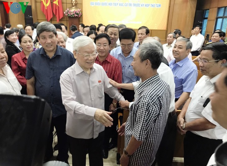 Tổng Bí thư, Chủ tịch nước Nguyễn Phú Trọng tiếp xúc cử tri Hà Nội - ảnh 2