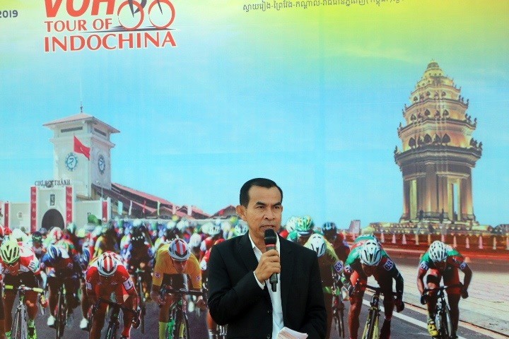 Giải đua xe đạp Nam Kỳ Khởi Nghĩa đi qua thủ đô Phnom Penh, Campuchia - ảnh 3