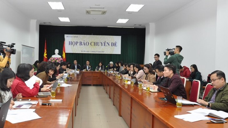 Việt Nam cam kết thực hiện cắt giảm thuế quan theo lộ trình các hiệp định thương mại tự do đã ký - ảnh 1