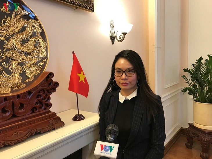 Đại sứ quán Việt Nam tại Nga sẵn sàng ứng phó với những diễn biến mới của dịch bệnh - ảnh 1