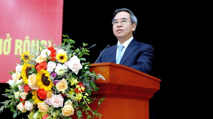 Ông Nguyễn Văn Bình dự Hội nghị sơ kết Đảng ủy Khối Doanh nghiệp Trung ương - ảnh 1