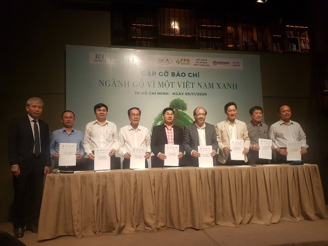 Lập Quỹ Việt Nam xanh nhằm nâng cao nhận thức cộng đồng về bảo vệ rừng - ảnh 1