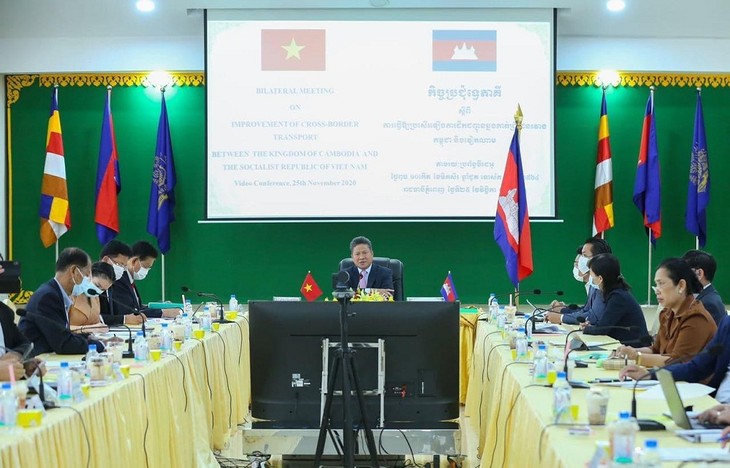 Campuchia sẵn sàng tăng cường kết nối giao thông vận tải với Việt Nam - ảnh 1