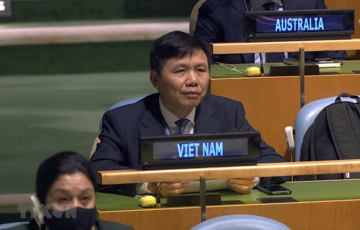 Việt Nam khẳng định mọi tranh chấp phải được giải quyết trên cơ sở tôn trọng luật pháp quốc tế - ảnh 1