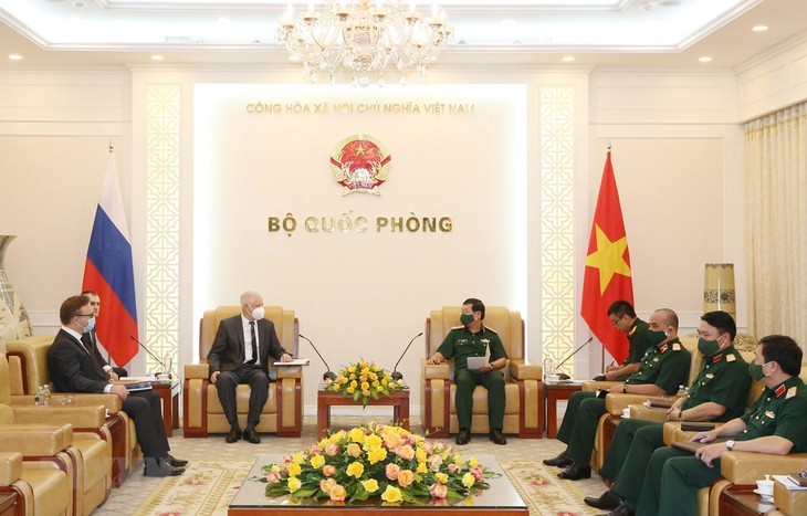 Việt Nam - Liên bang Nga tăng cường hợp tác về kỹ thuật quân sự - ảnh 1