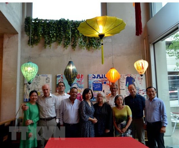 Cộng đồng Việt Nam và doanh nghiệp tại Thụy Sĩ đóng góp cho Quỹ phòng, chống dịch COVID-19 - ảnh 2
