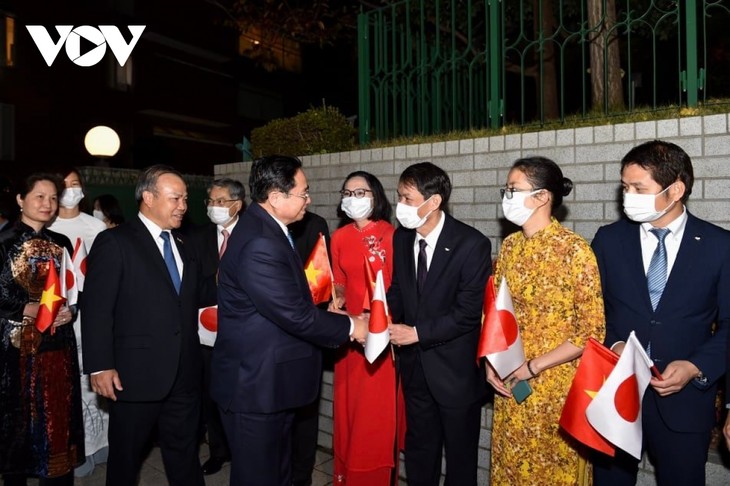 Thủ tướng Phạm Minh Chính gặp mặt cộng đồng người Việt Nam tại Nhật Bản - ảnh 1
