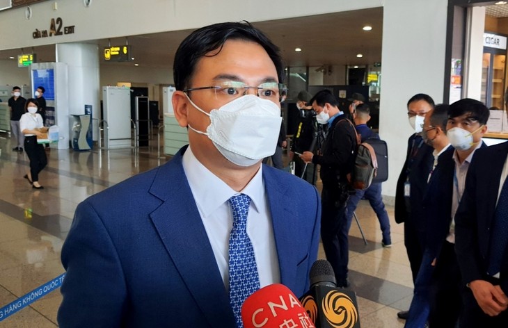 PV Thứ trưởng Bộ Ngoại giao Phạm Quang Hiệu: Cơ bản sơ tán an toàn người Việt khỏi vùng chiến sự ở Ukraine    - ảnh 1