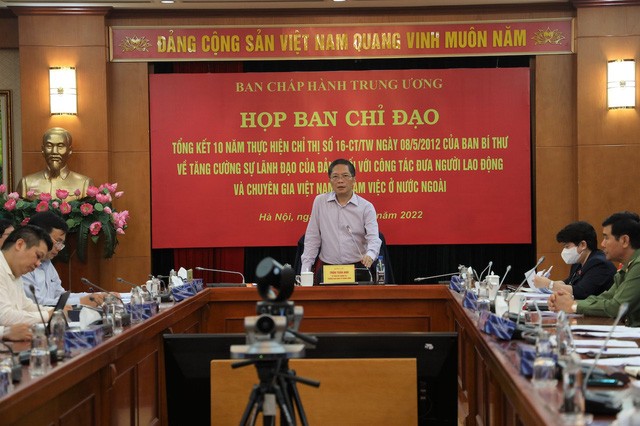 Tổng kết Chỉ thị của Ban Bí thư về công tác đưa người lao động và chuyên gia Việt Nam đi làm việc ở nước ngoài - ảnh 1
