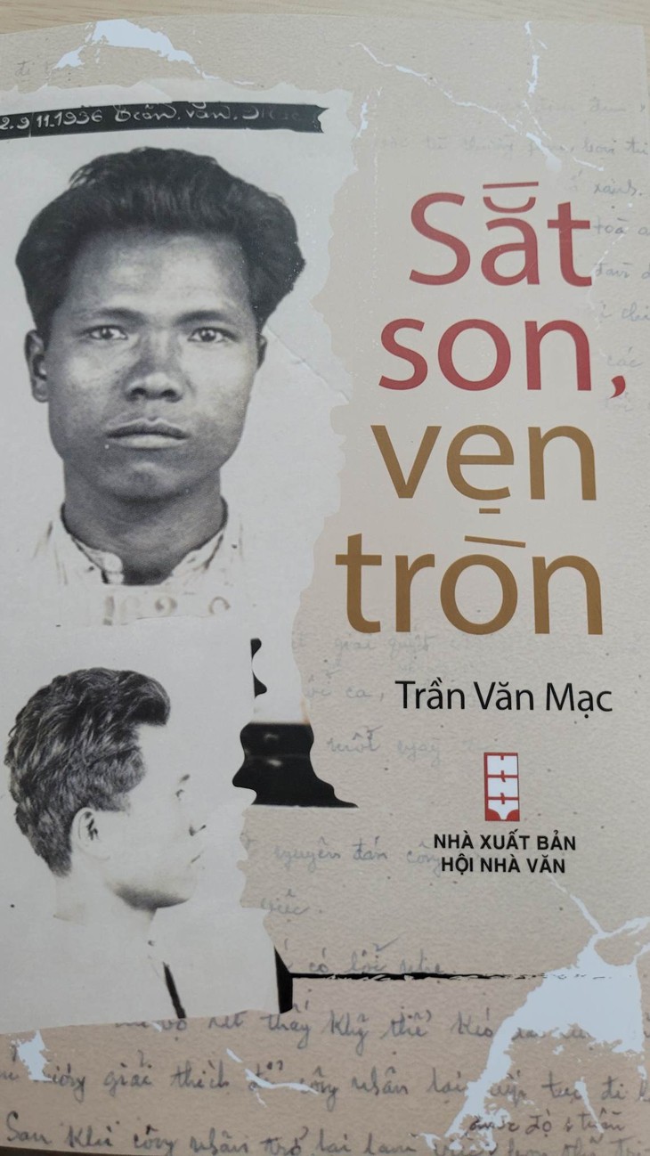 Ra mắt cuốn hồi ký “Sắt son vẹn tròn” của nhà lão thành cách mạng Trần Văn Mạc - ảnh 2