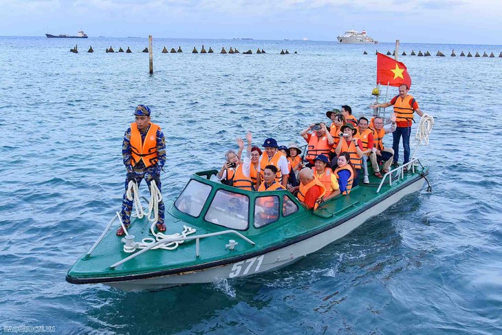 CCB, nhà báo Nguyễn Huy Thắng: Sức mạnh của tinh thần dân tộc là thành lũy bảo vệ Tổ quốc Việt Nam - ảnh 5