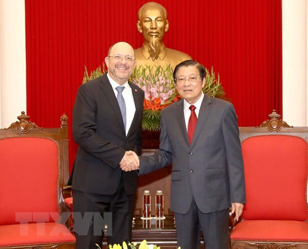 Việt Nam coi trọng quan hệ hữu nghị và hợp tác với Thụy Sĩ - ảnh 1