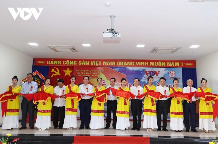 Chủ tịch nước dự lễ khánh thành Đài phát sóng Nam Trung bộ, Đài Tiếng nói Việt Nam - ảnh 3