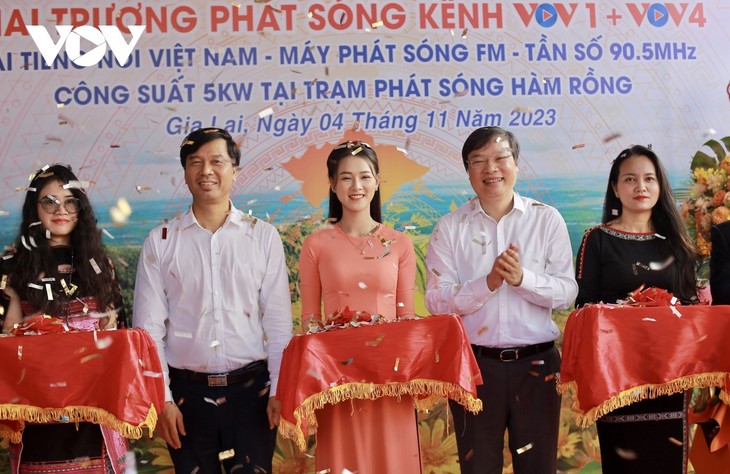   Đài Tiếng nói Việt Nam khai trương phát sóng kênh VOV1 và VOV4 tại Gia Lai - ảnh 1