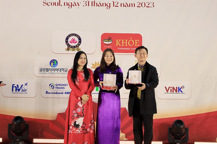 Tết yêu thương 2024: Kết nối yêu thương, lan tỏa hạnh phúc  tại Hàn Quốc - ảnh 4