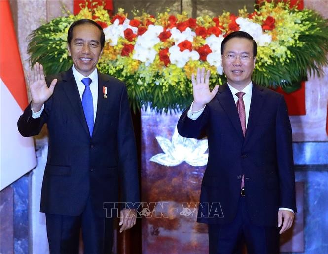 Tổng thống Indonesia Joko Widodo kết thúc tốt đẹp chuyến thăm cấp Nhà nước tới Việt Nam - ảnh 1