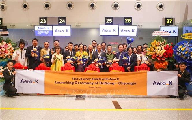 Thêm đường bay mới từ Hàn Quốc đến Đà Nẵng phục vụ khách Tết Nguyên đán 2024 - ảnh 1