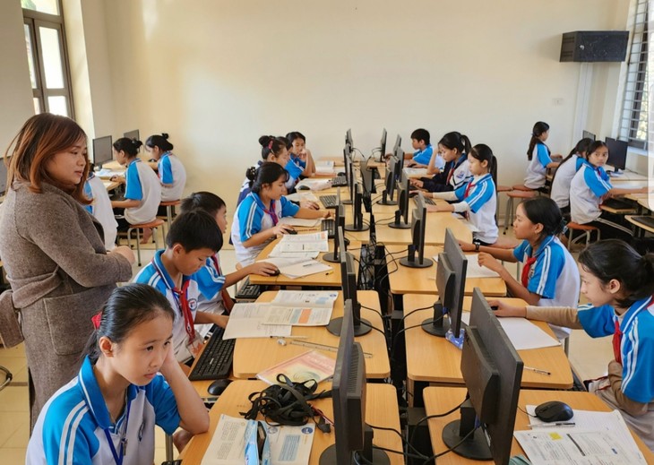 Chăm lo cho học sinh dân tộc thiểu số ở huyện Cao Phong, tỉnh Hòa Bình - ảnh 4