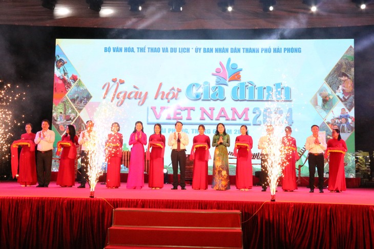 Rộn ràng không khí Ngày hội Gia đình Việt Nam 2024 tại Hải Phòng - ảnh 1