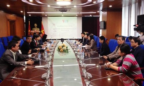 Вьетнам и Мьянма активизируют сотрудничество в сфере прессы и коммуникаций - ảnh 1