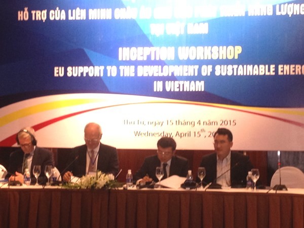 ЕС начал программу содействия устойчивому развитию энергетики во Вьетнаме - ảnh 1