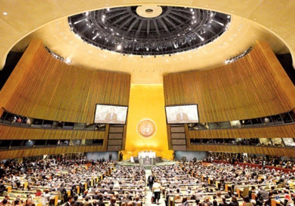 ГА ООН приняла резолюцию о противодействии глобальным угрозам - ảnh 1