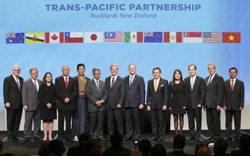 Министры торговли 12 стран подписали соглашение о создании Транстихоокеанского партнерства - ảnh 1