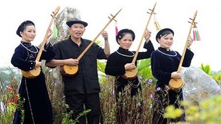 Народные песни - неотъемлемая часть повседневной жизни народности Нунг - ảnh 1