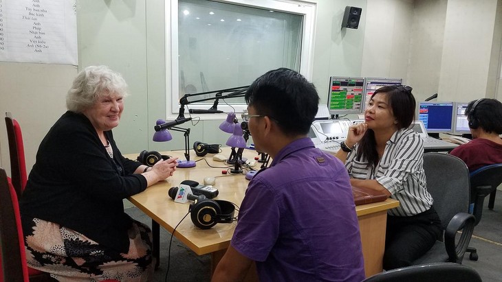 Встреча сотрудника радиостанции «Спутник» со своими коллегами на радио «Голос Вьетнама» - ảnh 6