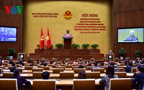 В Ханое открылась конференция по популяризации и выполнению резолюции 4-го пленума ЦК КПВ - ảnh 1