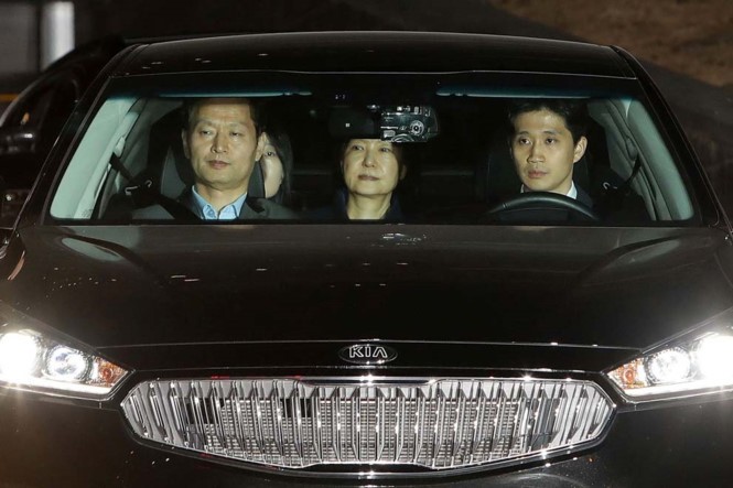 Экс-президент Республики Корея Пак Кын Хе предстанет перед судом 23 мая  - ảnh 1