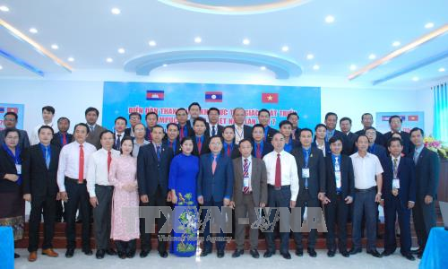 В Биньфыоке открылся 7-й молодёжный форум треугольника развития Камбоджи, Лаоса и Вьетнама - ảnh 1