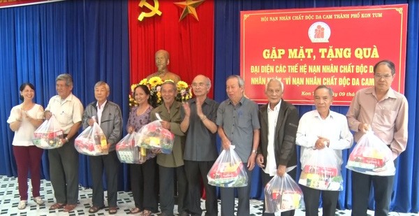 Во Вьетнаме отметили День ради пострадавших от дефолианта «эйджент-орандж»/диоксина - ảnh 1