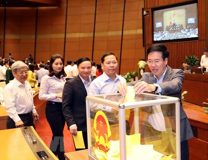 Генсек ЦК КПВ, президент Вьетнама Нгуен Фу Чонг пользуется абсолютным доверием у избирателей страны - ảnh 1