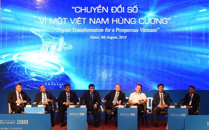 Вьетнамский день цифровой трансформации 2020  - ảnh 1