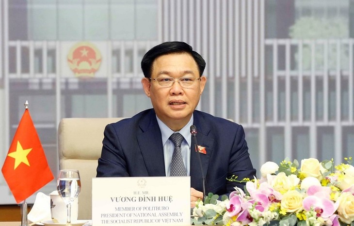 Председатель Нацсобрания Выонг Динь Хюэ примет участие во Всемирной конференции спикеров парламентов  - ảnh 1