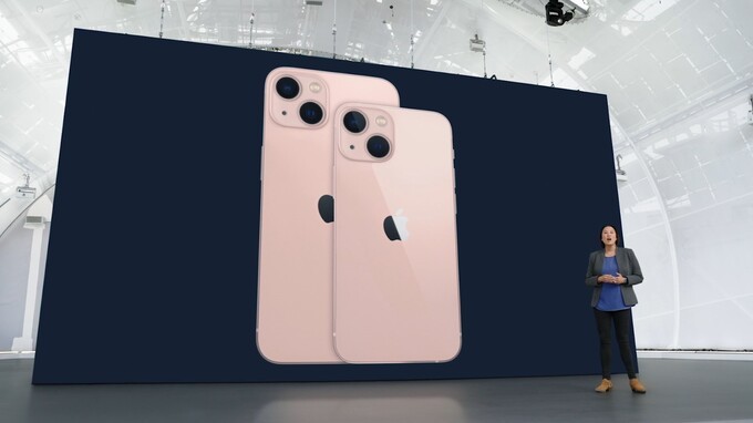 Apple представила четыре новые модели iPhone - ảnh 1