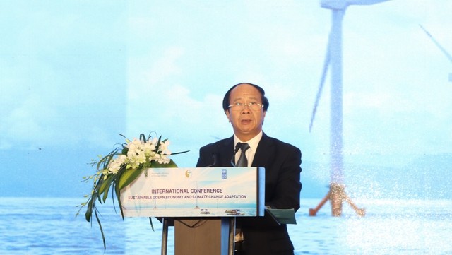 Вьетнам сосредотачивает внимание на устойчивом развитии океанской экономики на фоне изменения климата - ảnh 1
