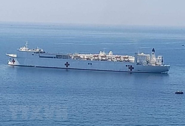 Госпитальное судно ВМС США пришвартовался в порту Вунгро для участия в Программе Тихоокеанского партнёрства 2022 - ảnh 1