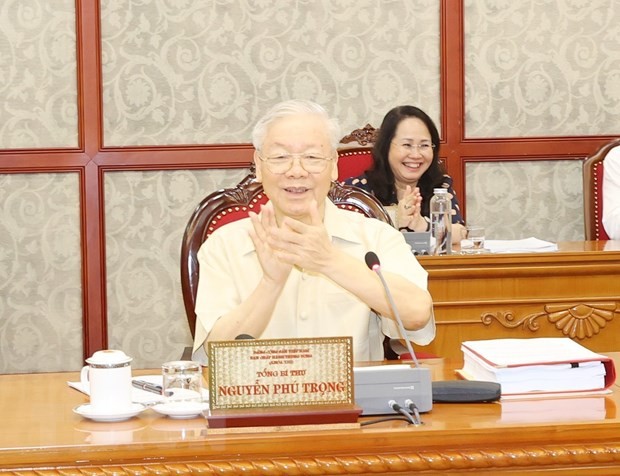 Генсек ЦК КПВ Нгуен Фу Чонг председательствовал на заседании Политбюро ЦК КПВ по важным проектам - ảnh 1