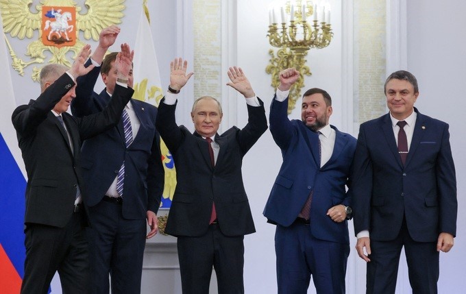 Напряженность между Россией и Украиной выходит на новый уровень - ảnh 1