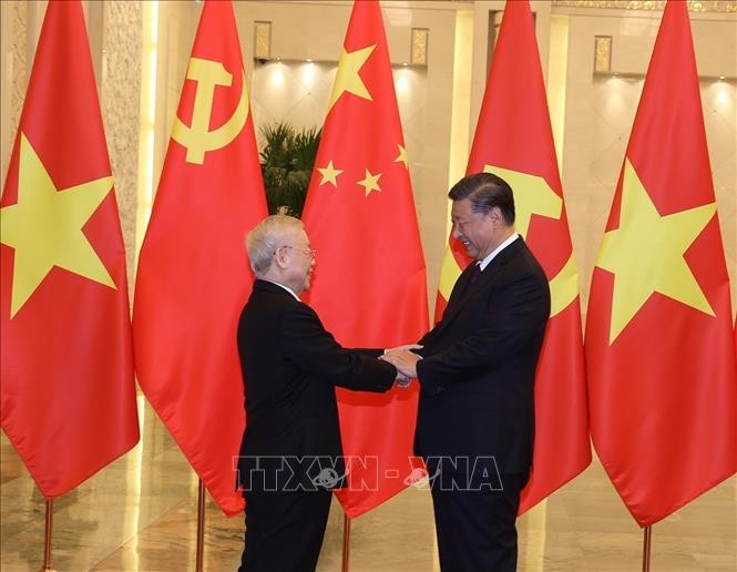 Церемония официальной встречи генсека ЦК КПВ Нгуен Фу Чонга в Китае - ảnh 1