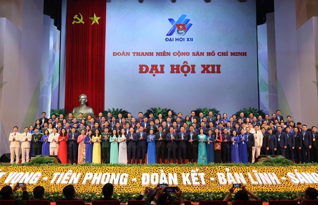 Завершился  12-й съезд Союза коммунистической молодёжи имени Хо Ши Мина  - ảnh 1