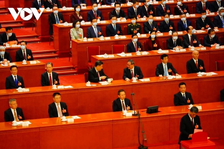 Член постоянного комитета политбюро Центрального комитета Компартии Китая Ли Цян был избран премьером Госсовета - ảnh 1